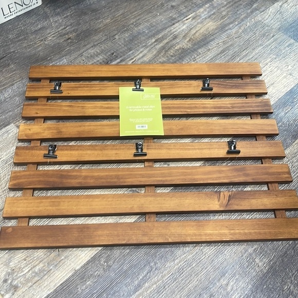 Wall frame - Picture 2 of 9